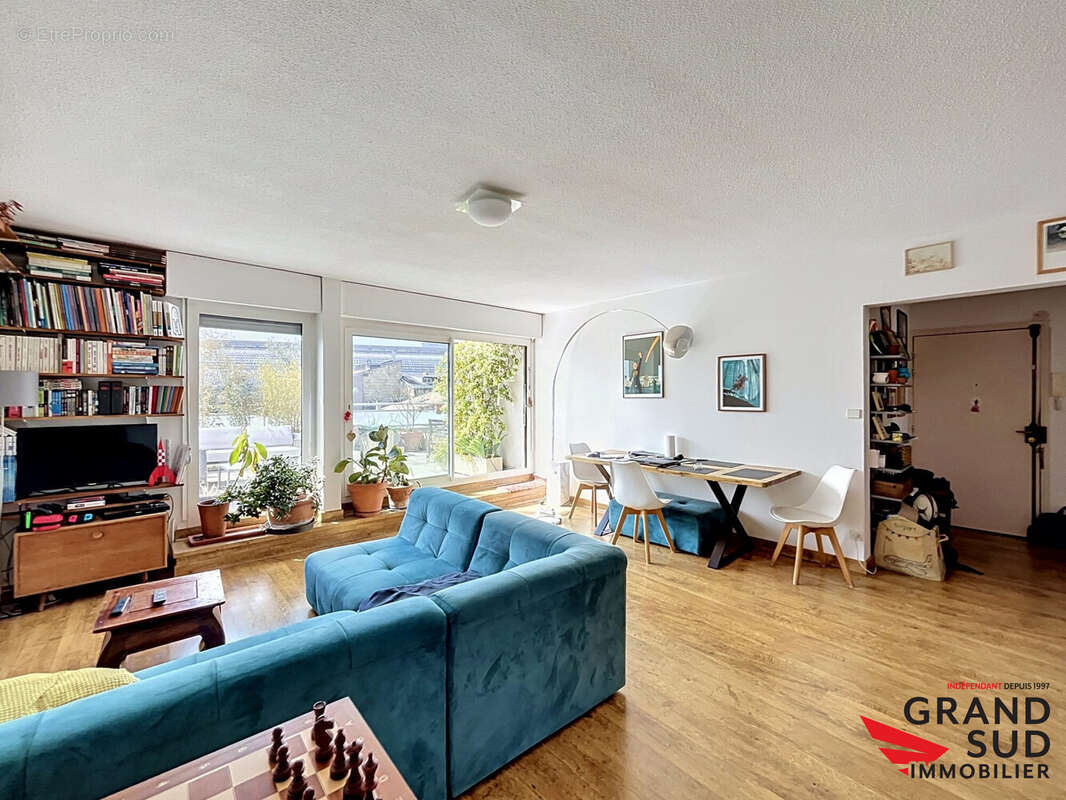 Appartement à BORDEAUX