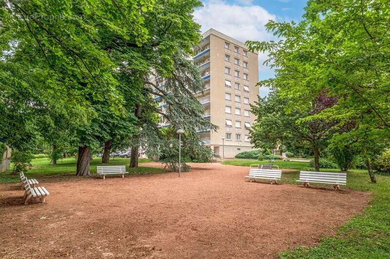 Appartement à LYON-5E