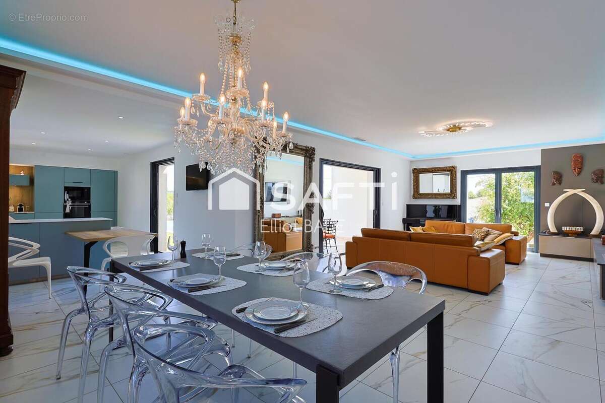 Photo 6 - Maison à COGOLIN