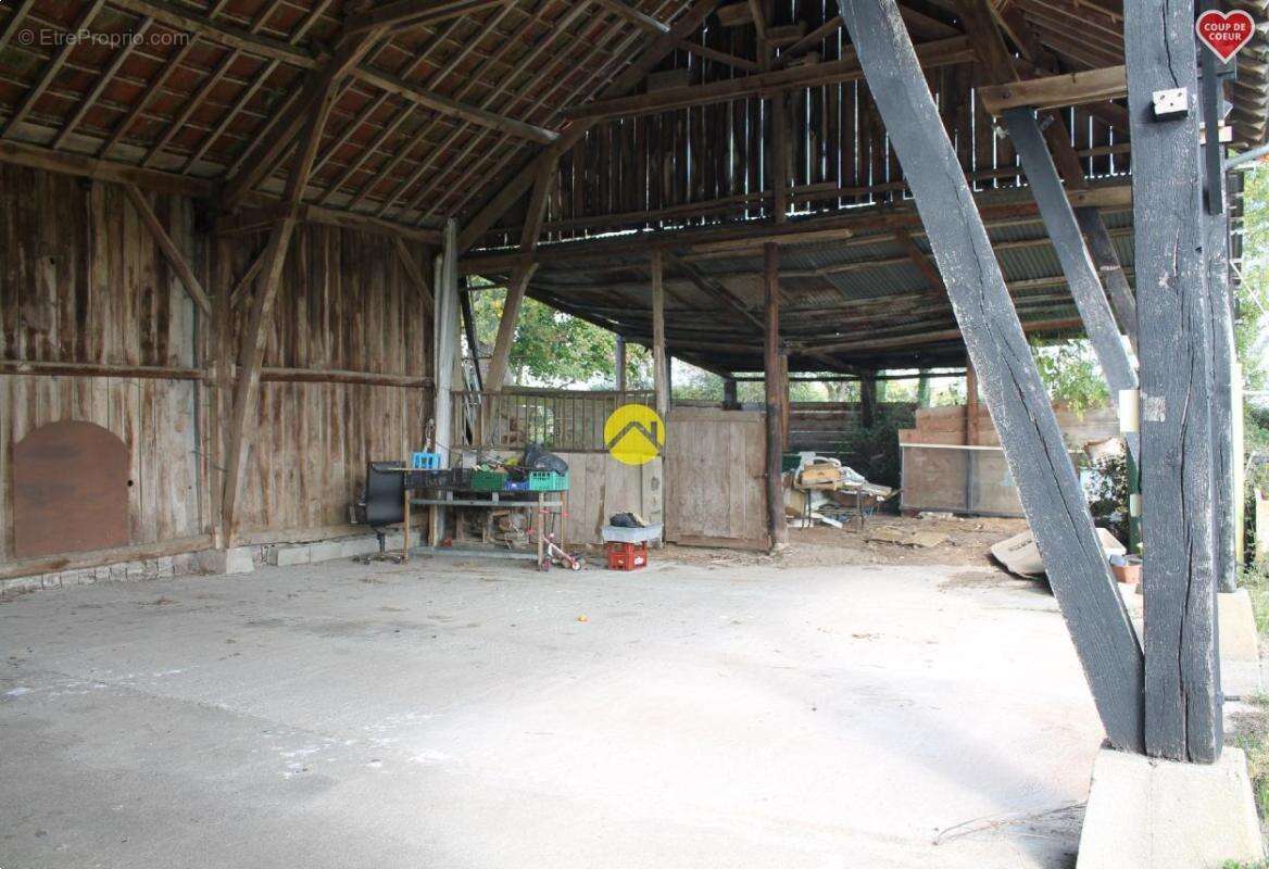 Maison à NERIS-LES-BAINS