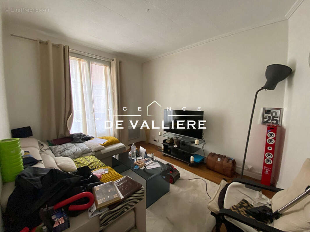 Appartement à SURESNES