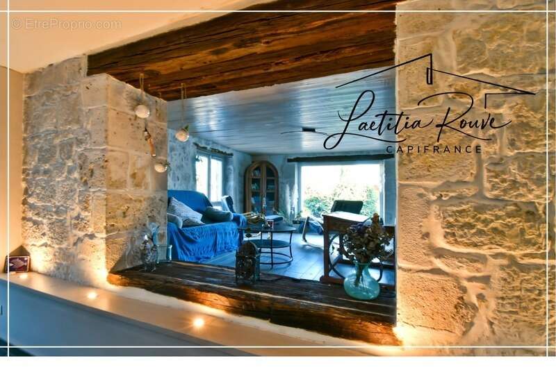 Demeure d’exception en pierre 370 m² habitable, Piscine, Pool house, Dépendances, Parc 3 ha avec lac À 25 min d’Agen - photo 4