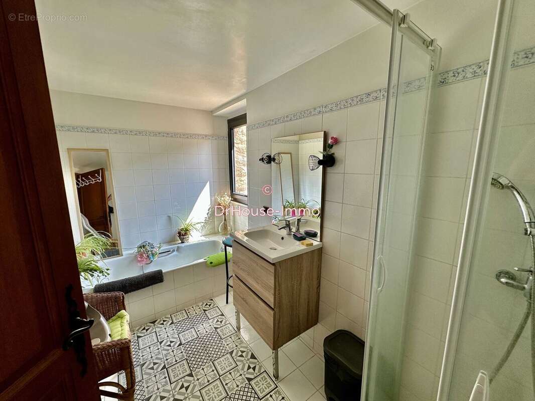 Maison à BUIS-LES-BARONNIES