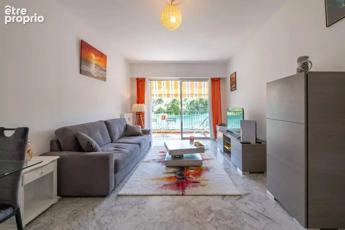 Appartement traversant avec parking et cave – Nice Cimiez - photo 3