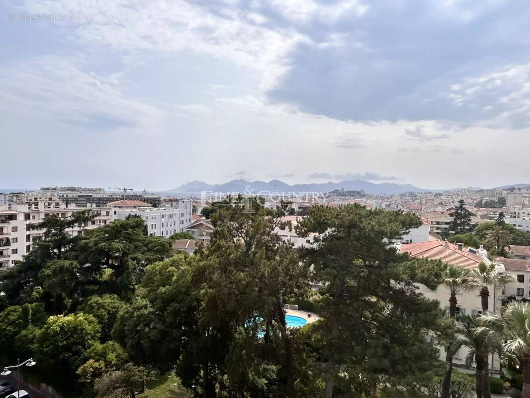 Appartement à CANNES