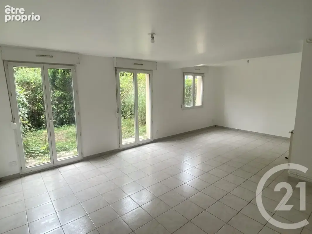 Maison 5 pièces 118 m² à vendre à Bernay (27300) - photo 3