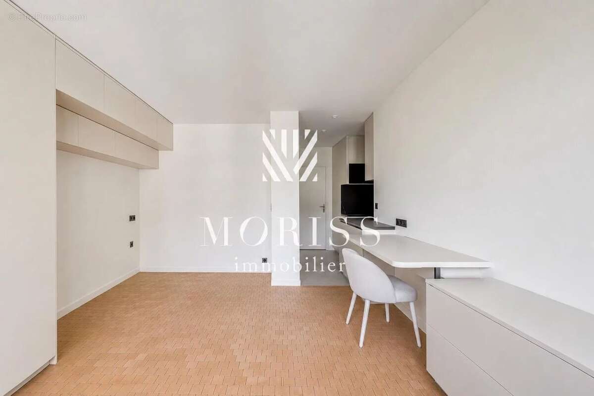 Appartement à PARIS-9E