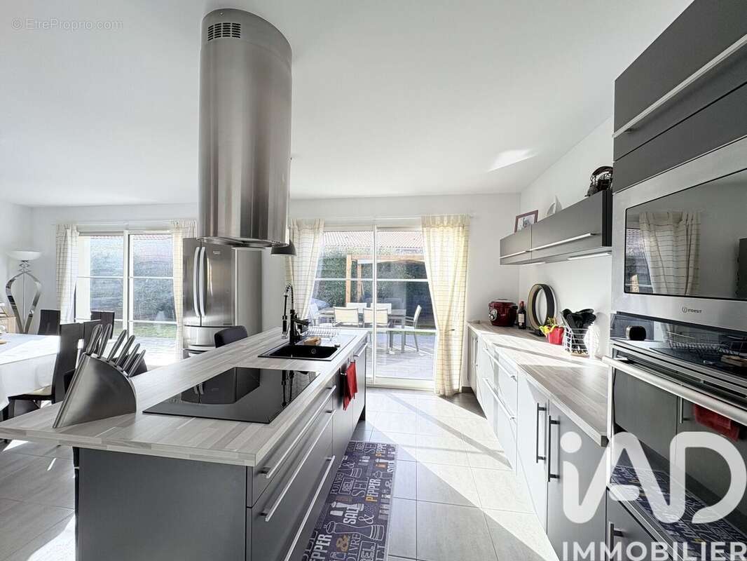 Photo 2 - Maison à MARTIGNAS-SUR-JALLE