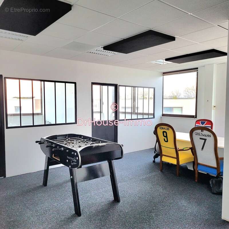 Commerce à CAILLOUX-SUR-FONTAINES