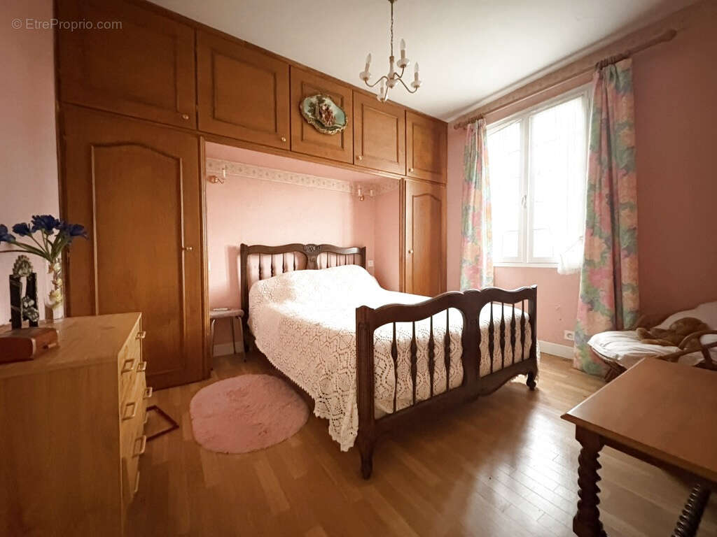 Maison à SAINT-SOLVE