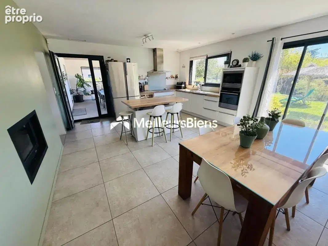 Villa familiale 172m2 avec piscine - photo 2