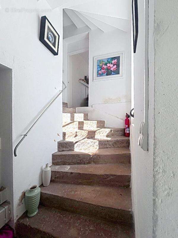 Maison  6 pièce(s) 168 m2 - Flavigny-sur-Ozerain - photo 8