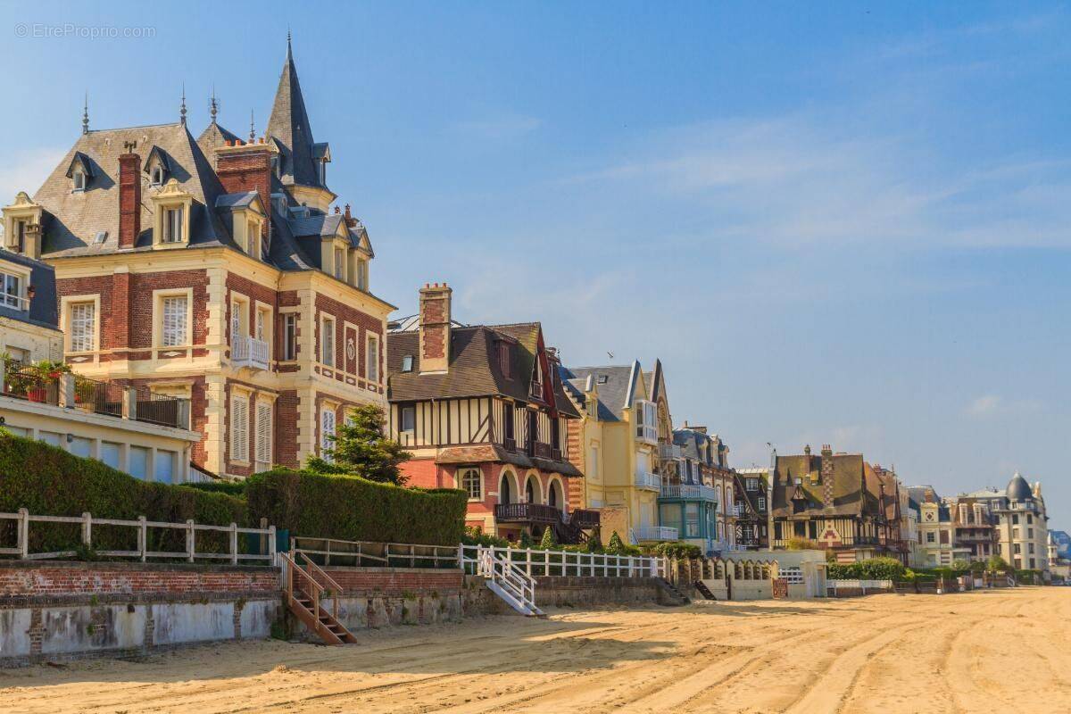 Appartement à DEAUVILLE