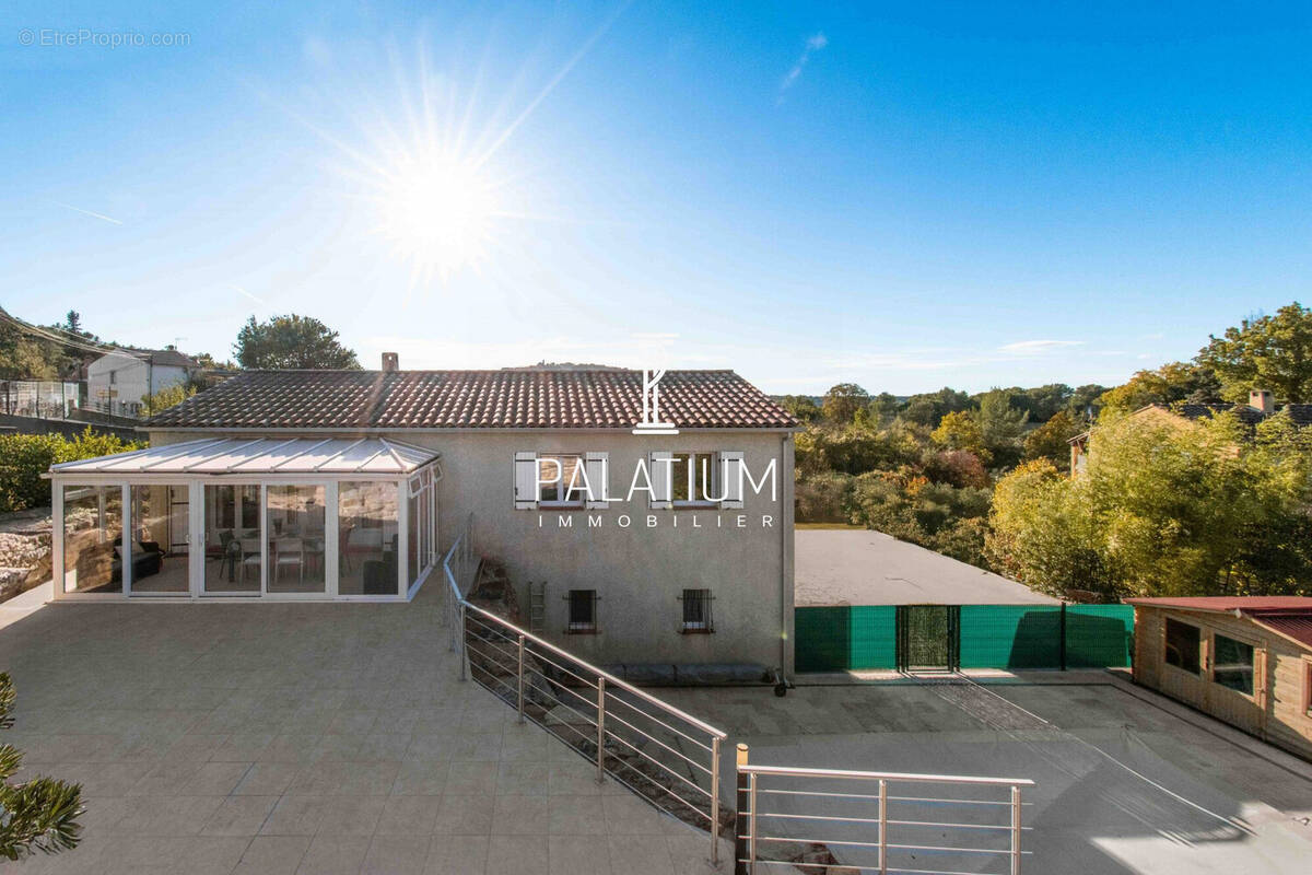 Maison à SAINT-JULIEN