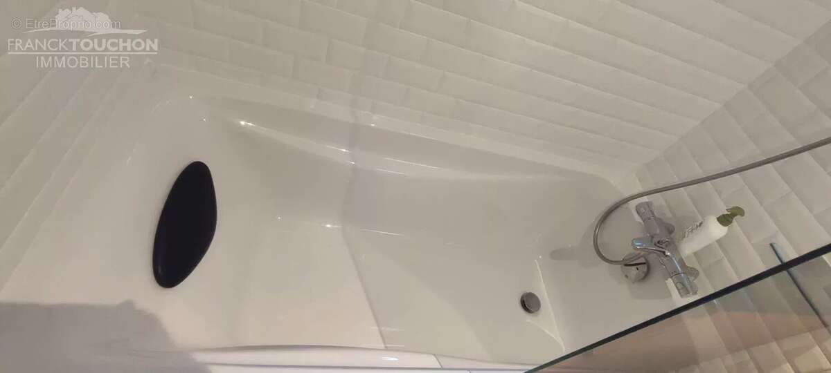 Maison à FERRIERES-EN-GATINAIS