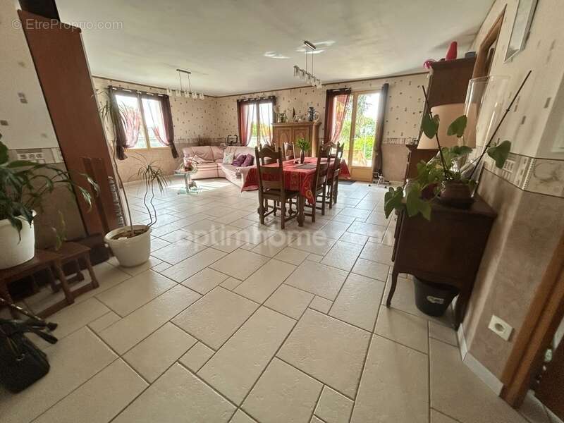 Maison à LA TAILLEE
