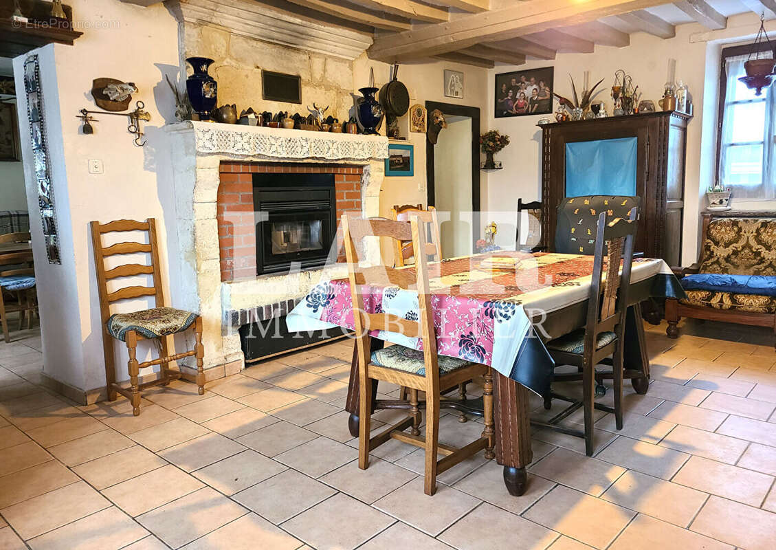 Maison à SAINT-CHRISTOPHE-LE-JAJOLET