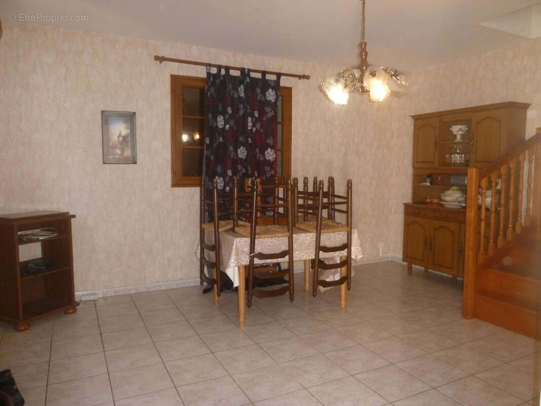 Maison à PUY-L'EVEQUE
