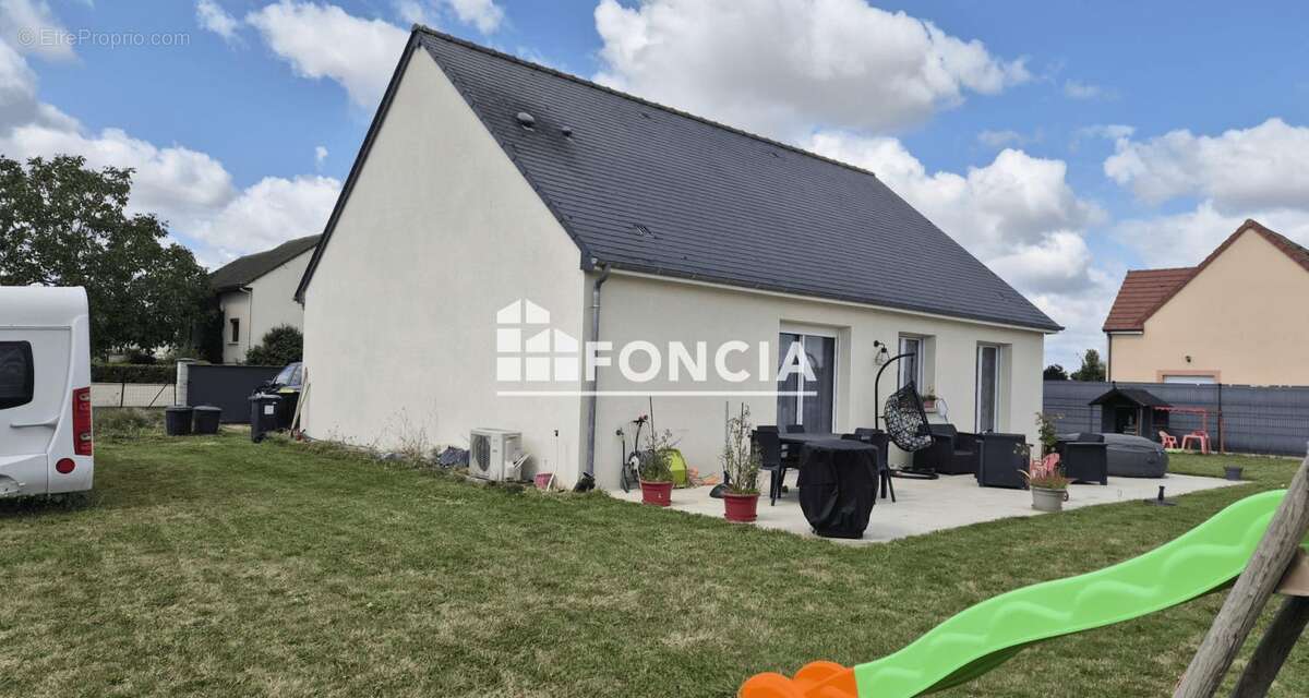 Maison à MORAND
