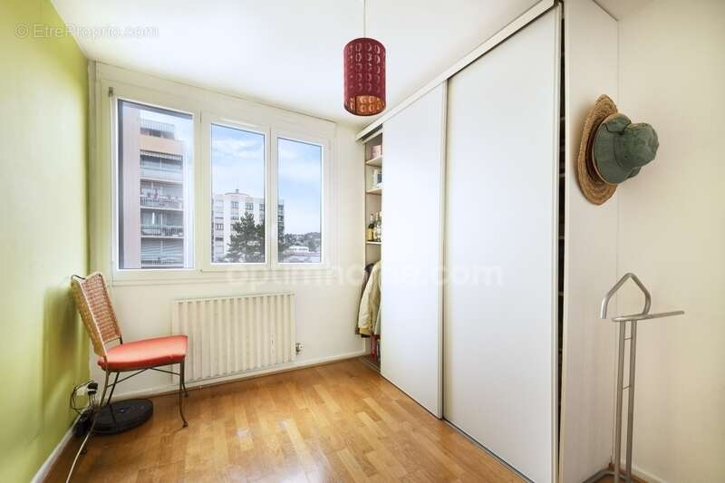 Appartement à SAINT-GENIS-LAVAL