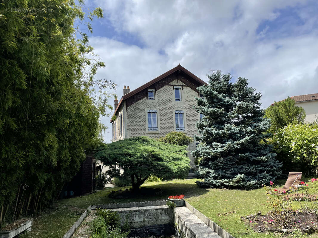 Maison atout charme st jean d'Angély - photo 3