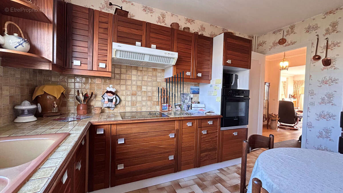 Appartement à RUEIL-MALMAISON