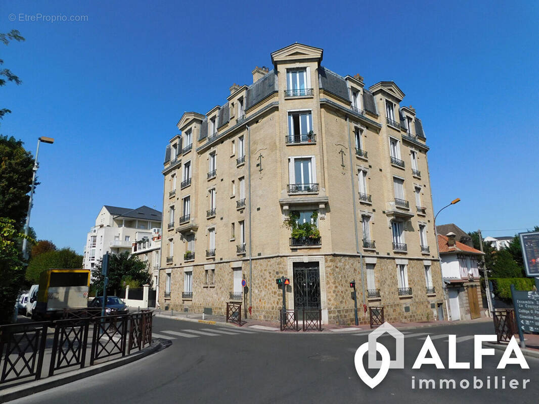 Appartement à ENGHIEN-LES-BAINS