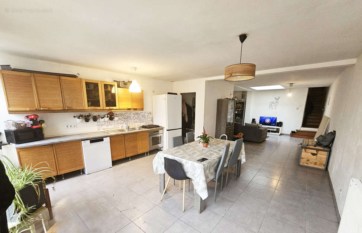 Appartement à FRESNES-SUR-ESCAUT