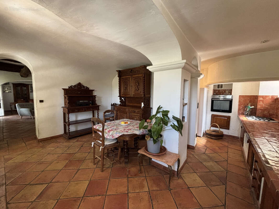 Maison à DRAP