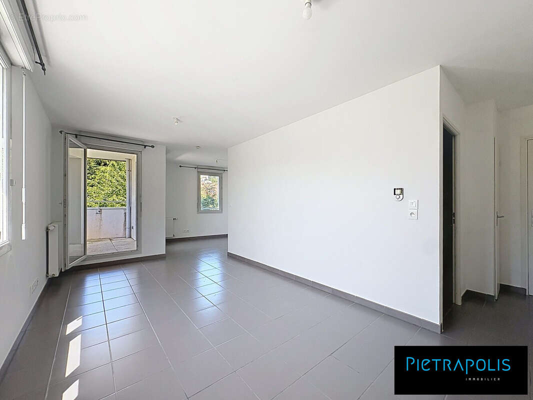 Appartement 36 m² à Feyzin  - photo 2