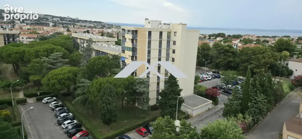 Appartement 4 pièces 80 m² à vendre à Martigues (13500) - photo 8