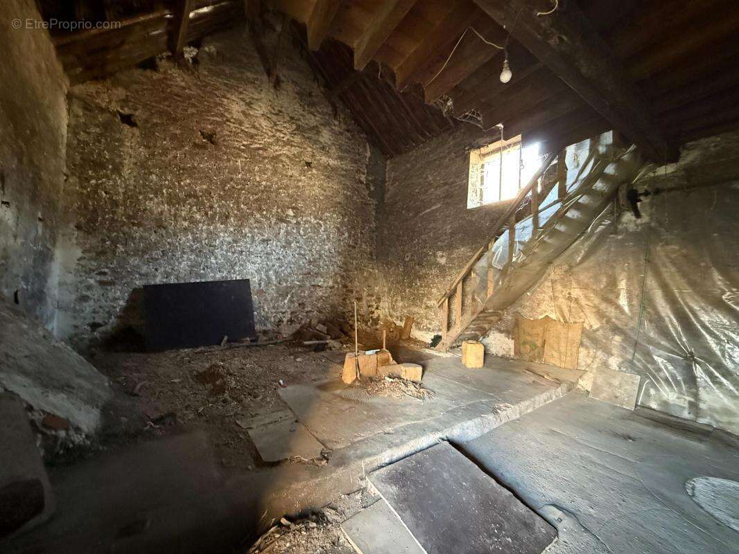 Maison à LIVERDY-EN-BRIE