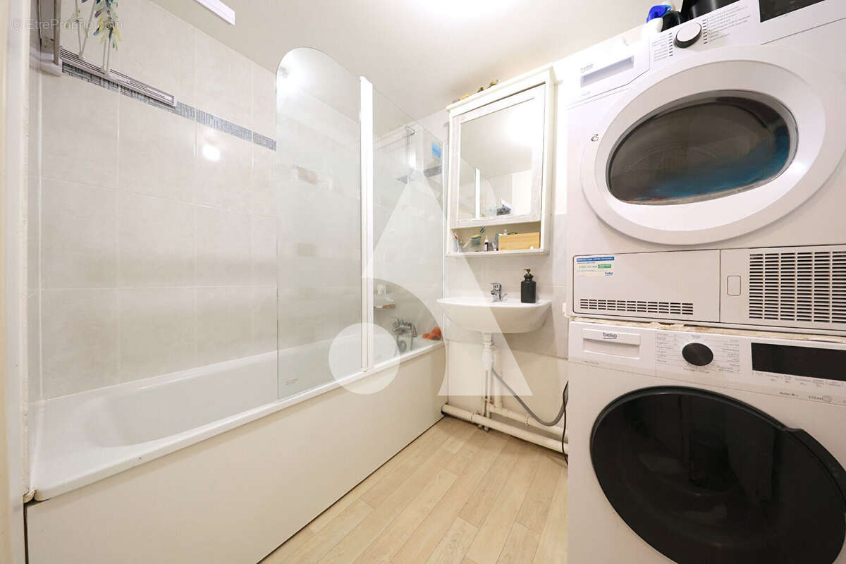 Appartement à CORBEIL-ESSONNES