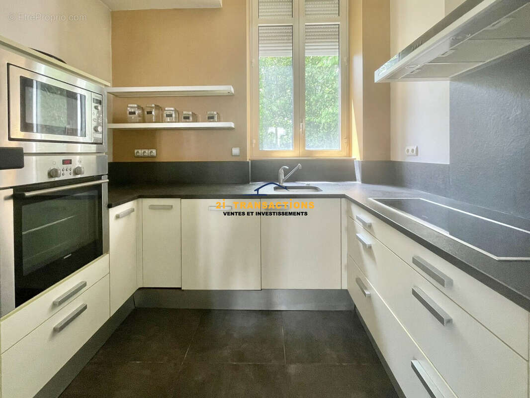 Appartement 89 m² à Saint-Etienne  - photo 8