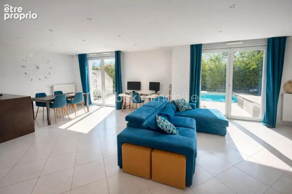 Maison jumelée de 102m2 avec piscine RT 2012 - photo 11