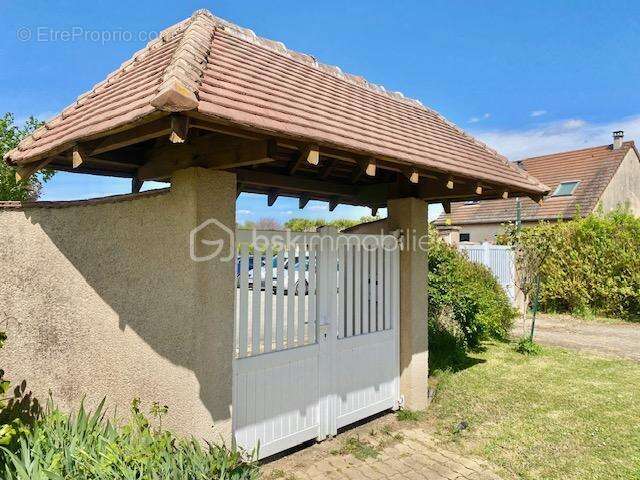 Jolie maison familiale de 180 m² au calme avec grand jardin de 1050 m² au coeur de la Beauce - photo 5
