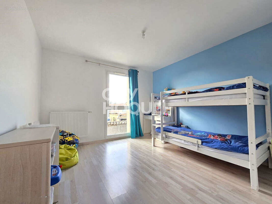 Appartement à RILLIEUX-LA-PAPE