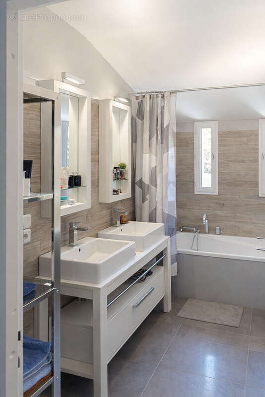 Maison à EYGALIERES