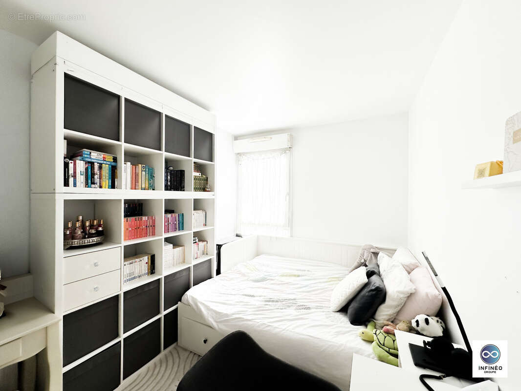 Appartement à SAINTE-GENEVIEVE-DES-BOIS