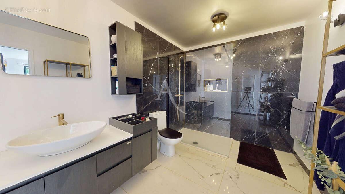 Maison à MAGNY-LE-HONGRE