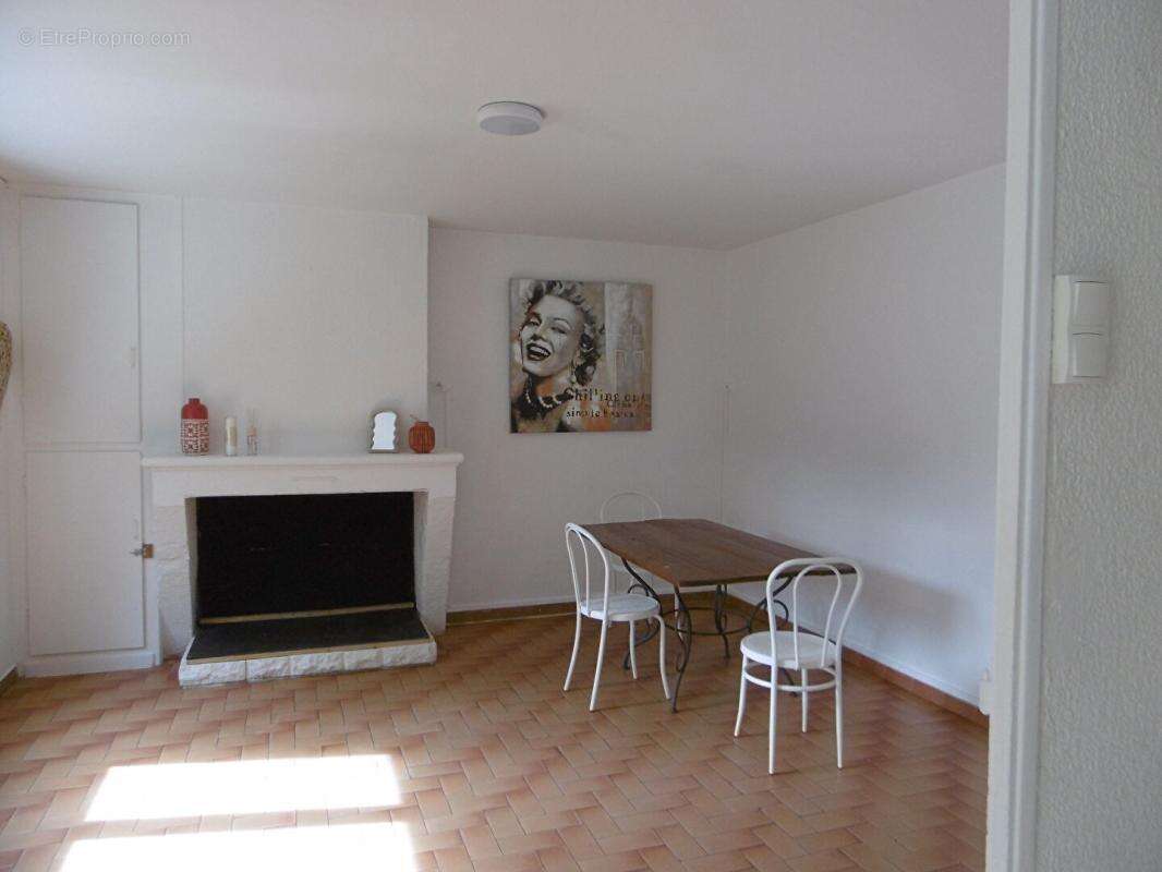 Maison  4 pièces  77 m2 - photo 2