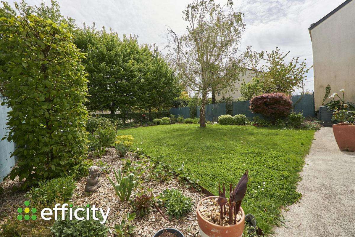 Maison à LES PONTS-DE-CE