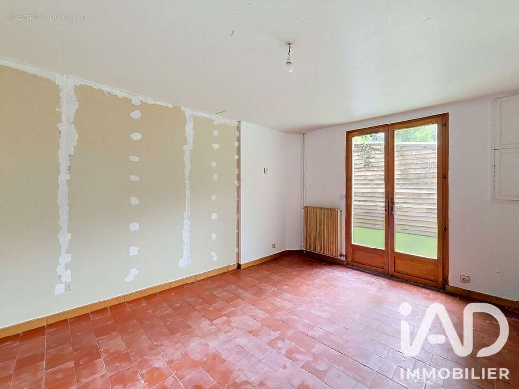 Maison 83 m² à Notre-Dame-De-Bondeville  - photo 2