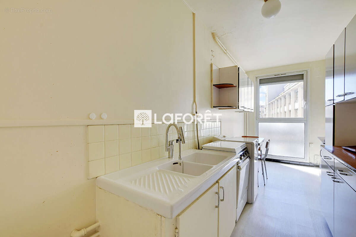 Appartement à PARIS-15E