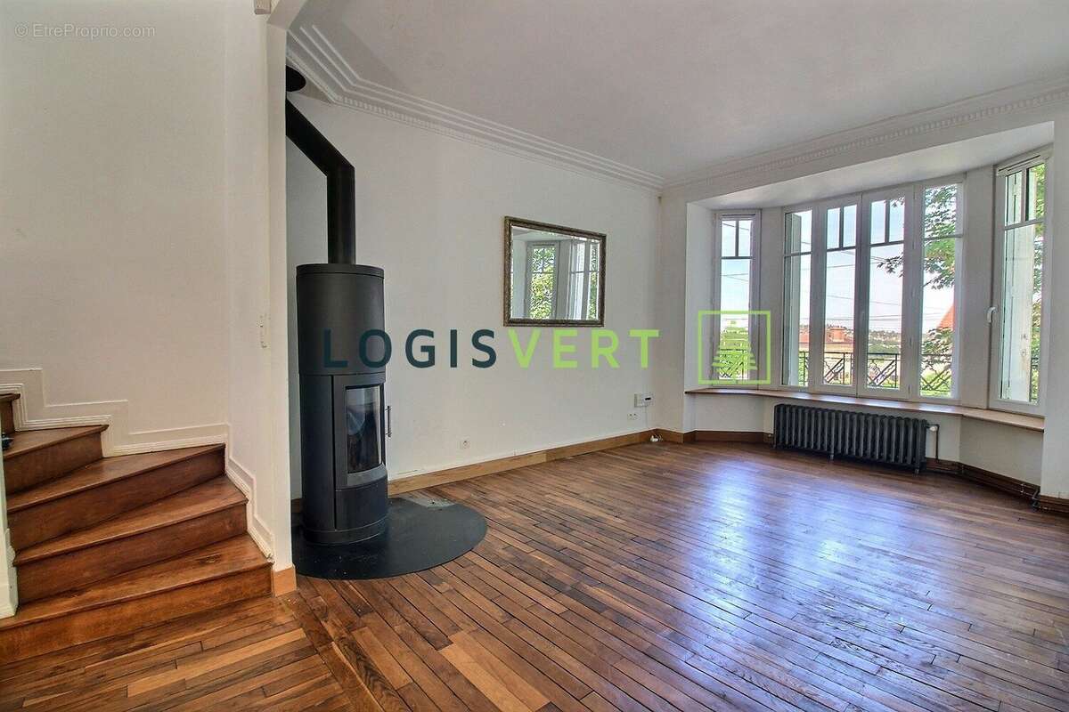 Appartement 113 m² à Palaiseau  - photo 2