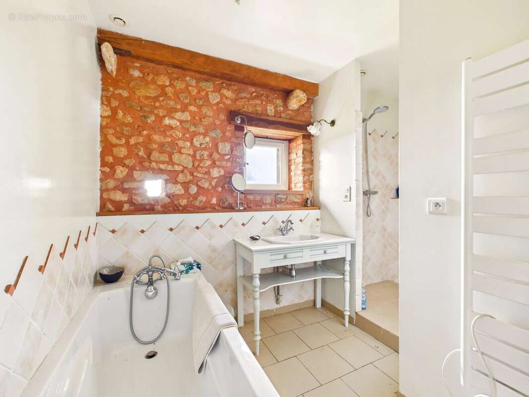 Maison à SALLES-DE-BELVES