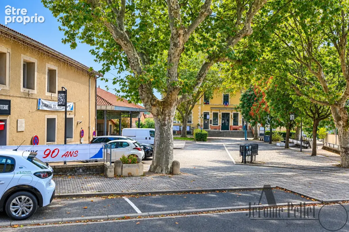 COMMUNAY - CENTRE-VILLE - Triplex 79,73 m2 (Loi Carrez) - photo 8