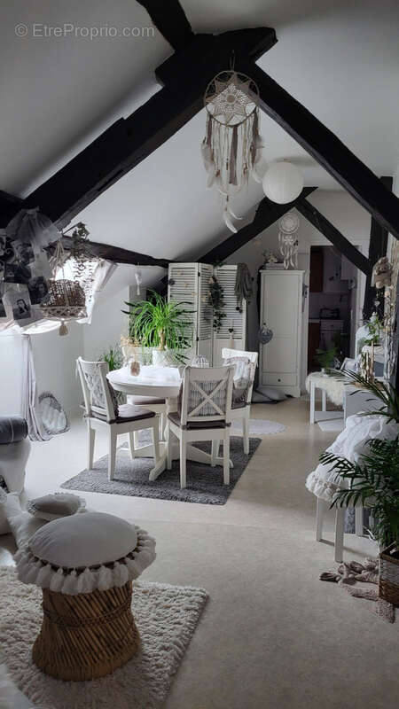 Appartement à ANGERVILLE