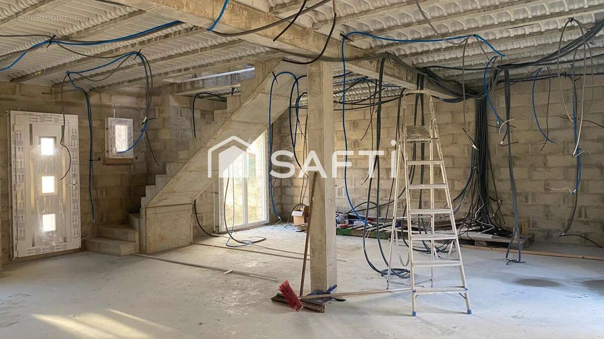 Photo 2 - Maison à MEZY-SUR-SEINE