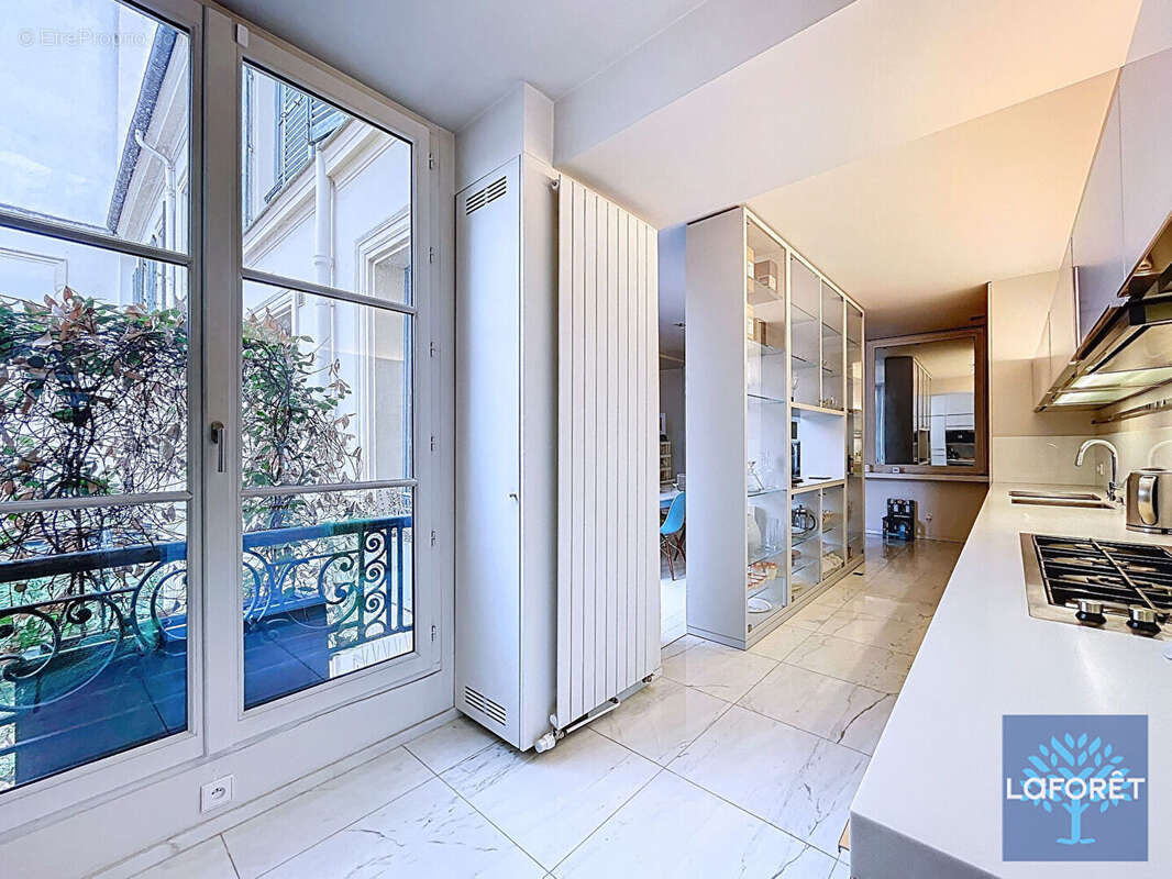 Appartement à PARIS-9E